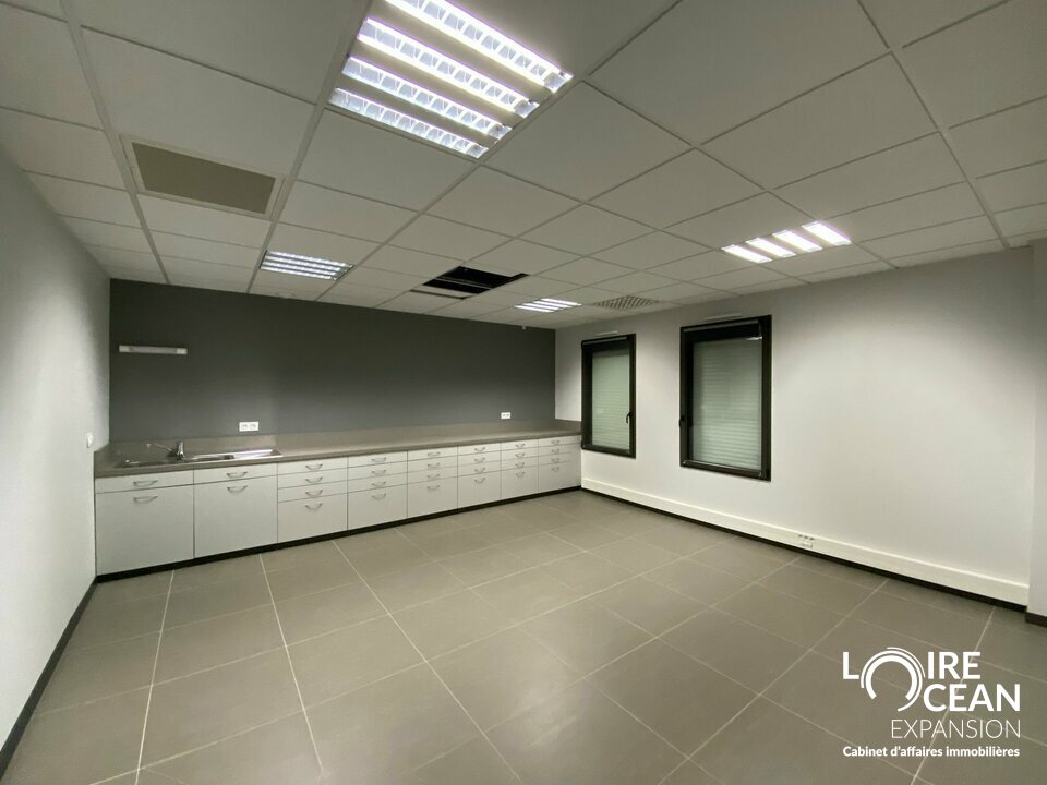 LOIRE OCEAN TRANSACTIONS LOCATION-BUREAUX-SAINT-LUMINE-DE-CLISSON-44