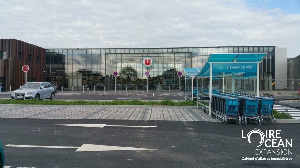 LOIRE OCEAN TRANSACTIONS VENTE-LOCAL COMMERCIAL-TREILLIERES-44