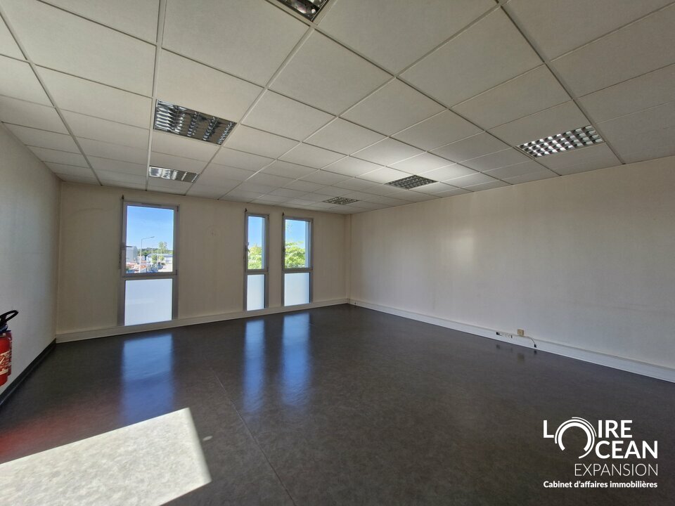LOIRE OCEAN TRANSACTIONS LOCATION-BUREAUX-PORNIC-44