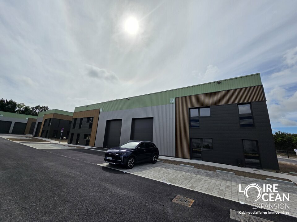 LOIRE OCEAN TRANSACTIONS VENTE-LOCAL D'ACTIVITE-PORNIC-44