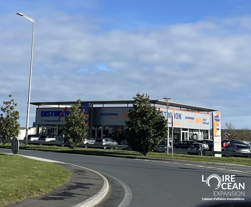LOIRE OCEAN TRANSACTIONS LOCATION-LOCAL COMMERCIAL-CHOLET-49