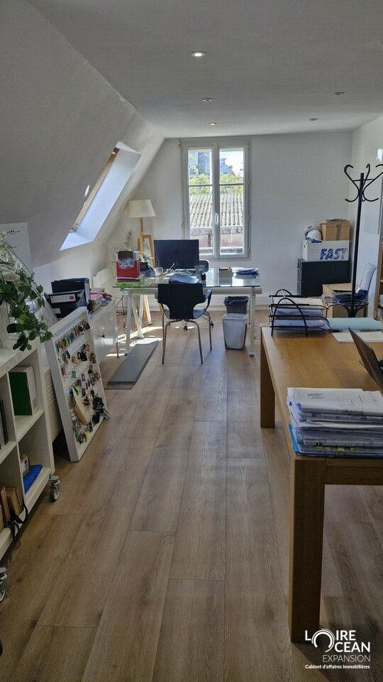 LOIRE OCEAN TRANSACTIONS LOCATION-BUREAUX-LA_BAULE_ESCOUBLAC-44