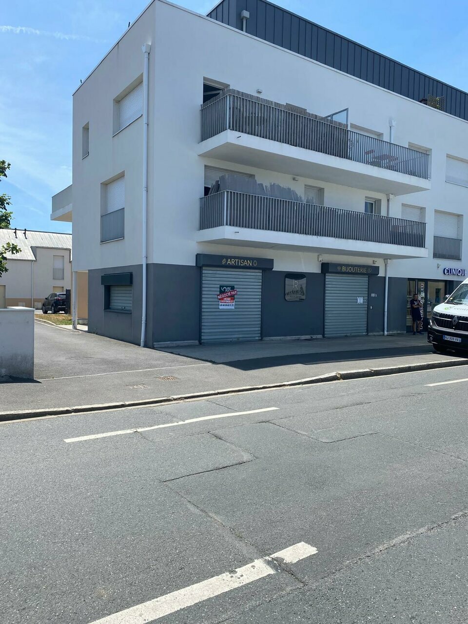 LOIRE OCEAN TRANSACTIONS LOCATION-LOCAL COMMERCIAL-TREILLIERES-44