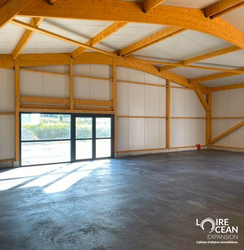 LOIRE OCEAN TRANSACTIONS LOCATION-LOCAL D'ACTIVITE-LES_MOUTIERS_EN_RETZ-44