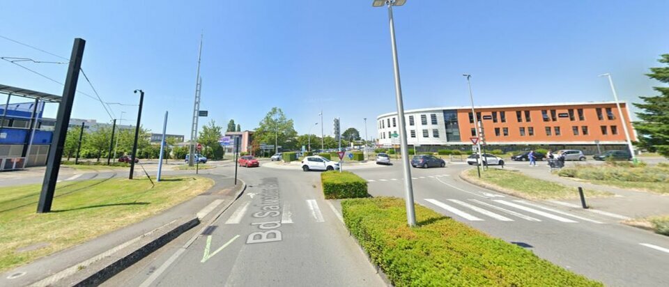 LOIRE OCEAN TRANSACTIONS LOCATION-LOCAL COMMERCIAL-SAINTHERBLAIN-44