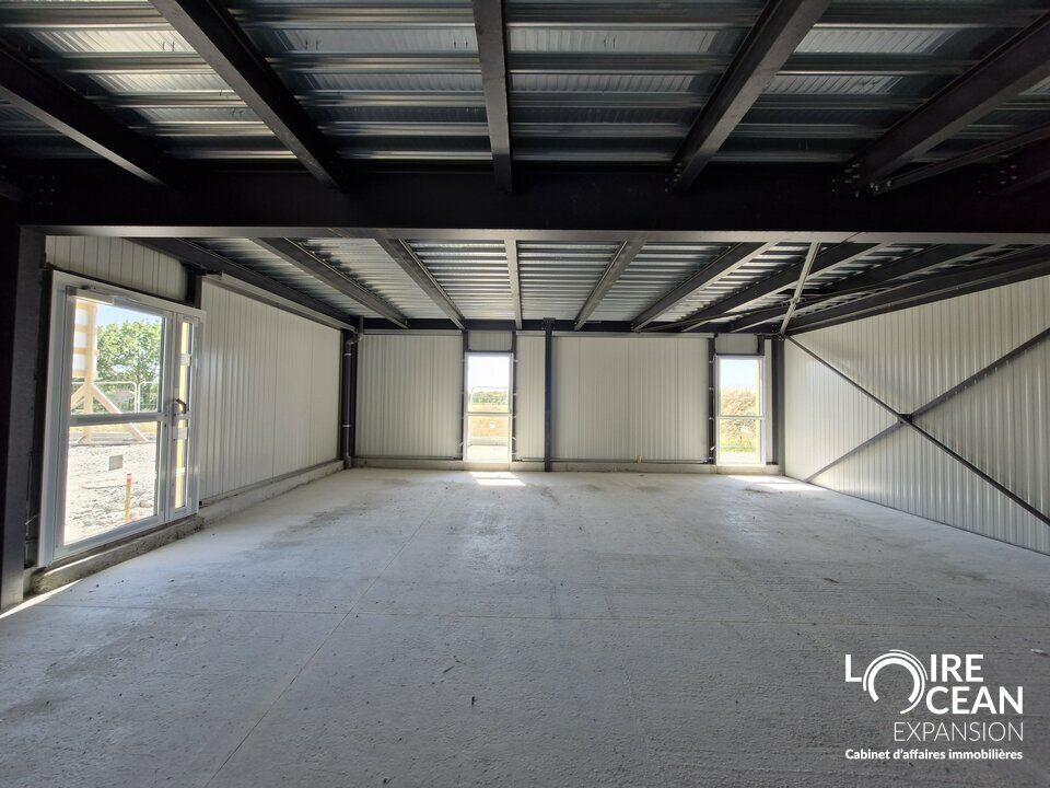 LOIRE OCEAN TRANSACTIONS LOCATION-LOCAL D'ACTIVITE-LA_MARNE-44