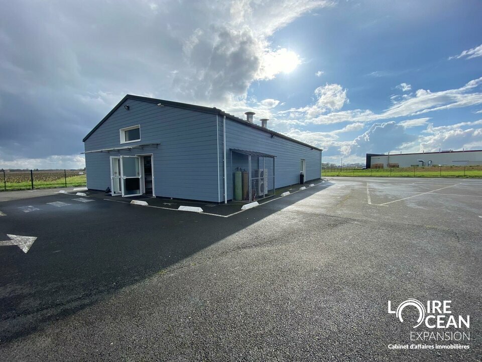 LOIRE OCEAN TRANSACTIONS VENTE-LOCAL D'ACTIVITE-MOUZILLON-44