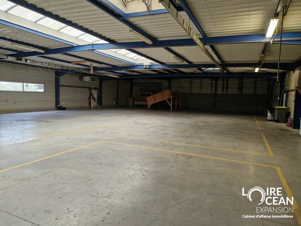 LOIRE OCEAN TRANSACTIONS LOCATION-LOCAL D'ACTIVITE-SAINT_PHILBERT_DE_GRAND_LIEU-44