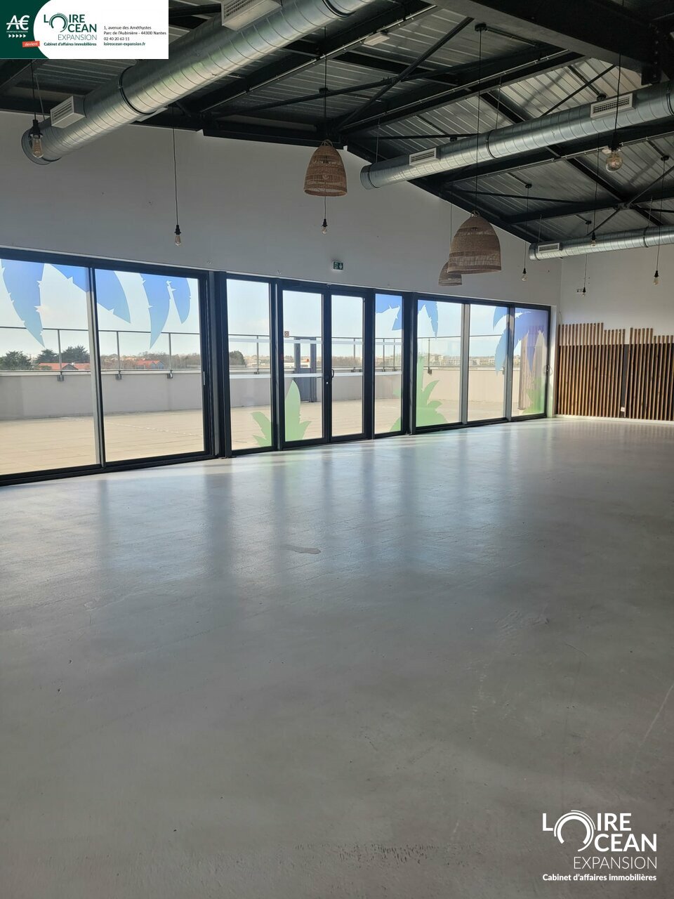 LOIRE OCEAN TRANSACTIONS LOCATION-LOCAL COMMERCIAL-PORNIC-44