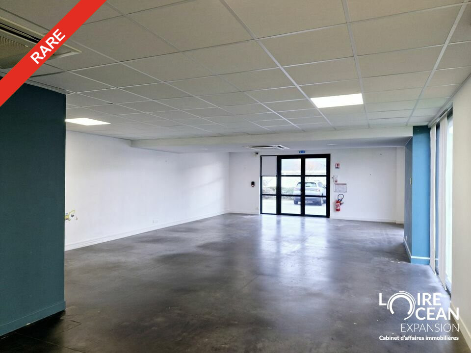 LOIRE OCEAN TRANSACTIONS LOCATION-LOCAL COMMERCIAL-PORNIC-44