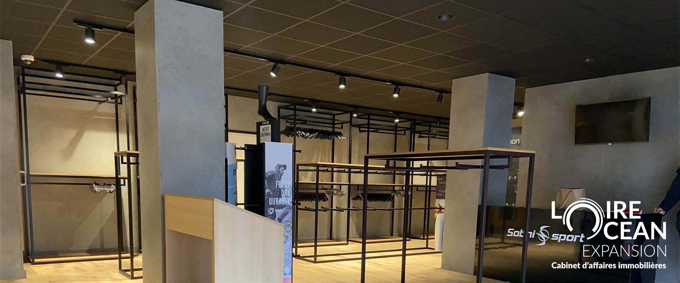 LOIRE OCEAN TRANSACTIONS LOCATION-LOCAL COMMERCIAL-LA_BAULE_ESCOUBLAC-44