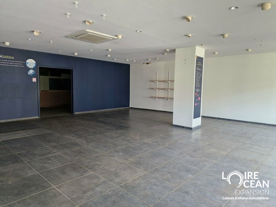 LOIRE OCEAN TRANSACTIONS LOCATION-LOCAL COMMERCIAL-PORNIC-44