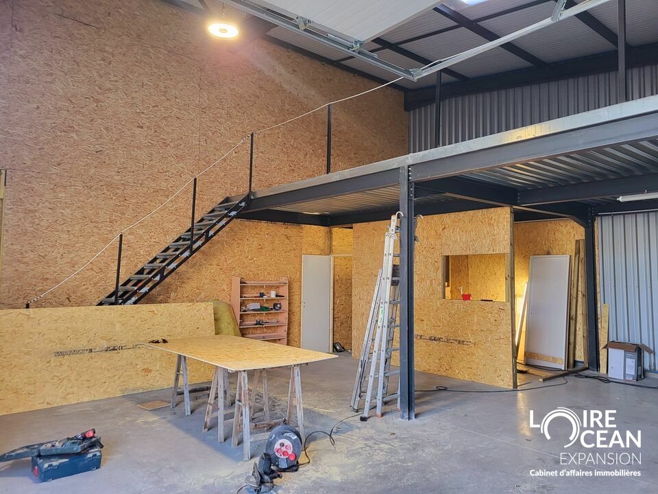 LOIRE OCEAN TRANSACTIONS LOCATION-LOCAL D'ACTIVITE-CHEMERE-44