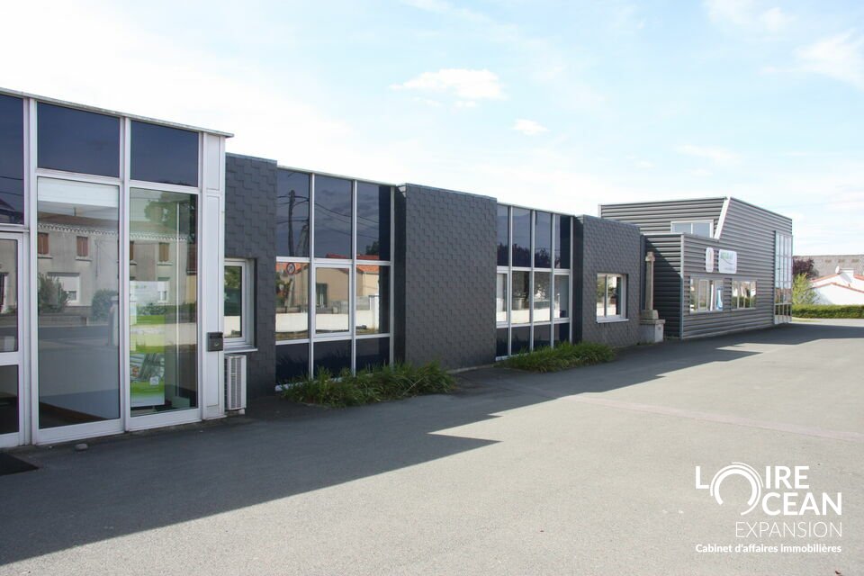 LOIRE OCEAN TRANSACTIONS VENTE-LOCAL COMMERCIAL-LE_FUILET-49