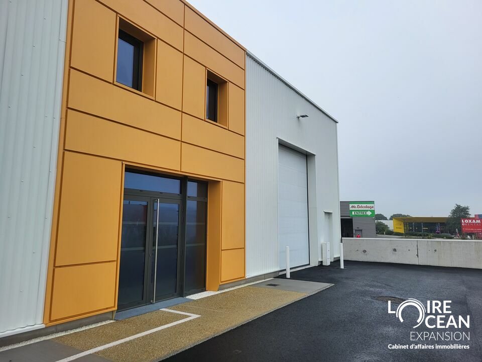 LOIRE OCEAN TRANSACTIONS LOCATION-LOCAL COMMERCIAL-PORNIC-44