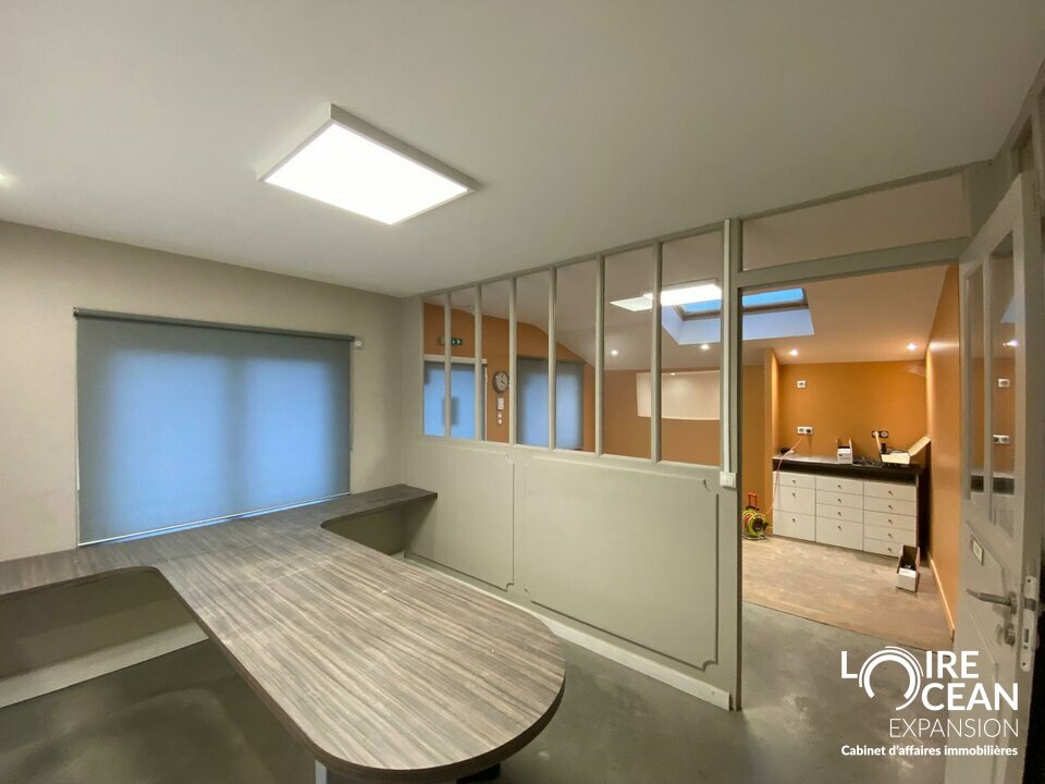 LOIRE OCEAN TRANSACTIONS LOCATION-LOCAL D'ACTIVITE-NANTES-44