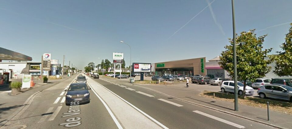 LOIRE OCEAN TRANSACTIONS CESSION-LOCAL COMMERCIAL-ORVAULT-44