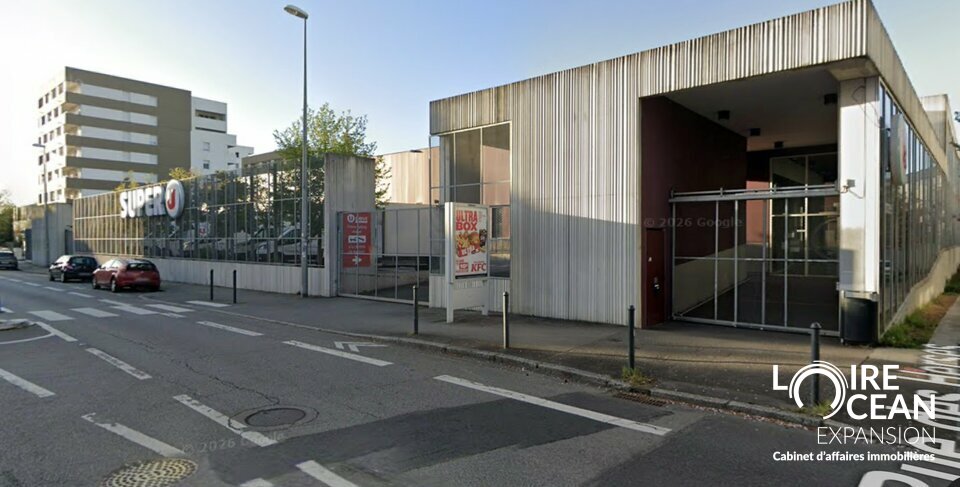 LOIRE OCEAN TRANSACTIONS LOCATION-LOCAL COMMERCIAL-NANTES-44