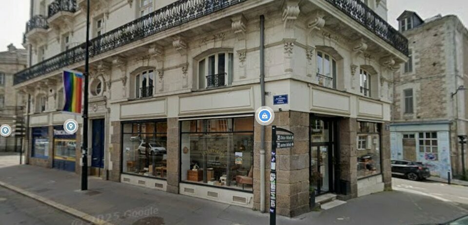 LOIRE OCEAN TRANSACTIONS LOCATION-LOCAL COMMERCIAL-NANTES-44