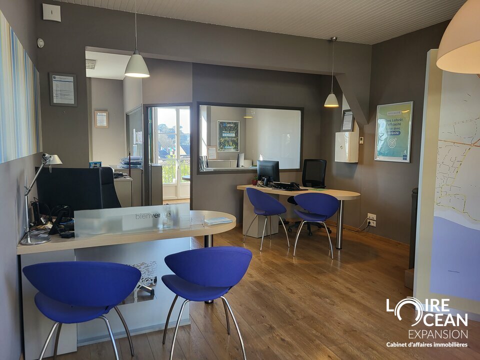 LOIRE OCEAN TRANSACTIONS LOCATION-LOCAL COMMERCIAL-PORNIC-44