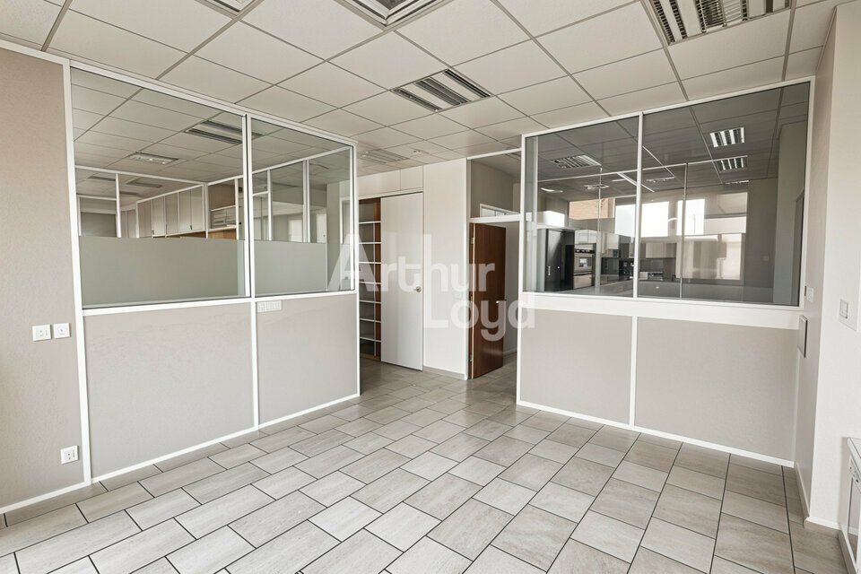 ARTHUR LOYD 2 SAVOIES VENTE-LOCAL COMMERCIAL-AIX_LES_BAINS-73