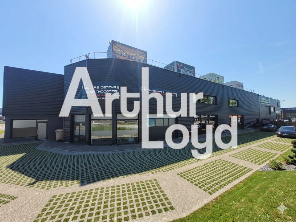 ARTHUR LOYD 2 SAVOIES LOCATION-LOCAL COMMERCIAL-SAINT-GENIS-POUILLY-01