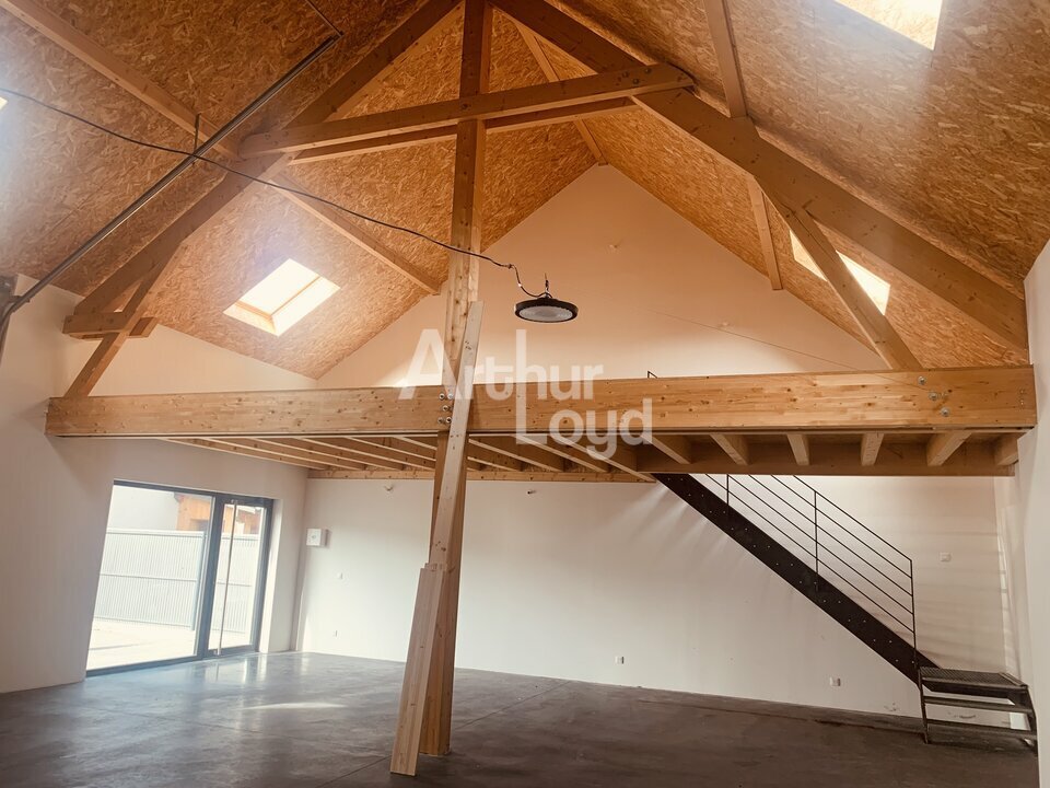 ARTHUR LOYD 2 SAVOIES LOCATION-LOCAL D'ACTIVITE-ALLONZIER-LA-CAILLE-74
