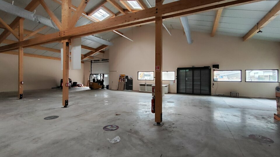 ARTHUR LOYD 2 SAVOIES LOCATION-LOCAL D'ACTIVITE-VILLARGONDRAN-73