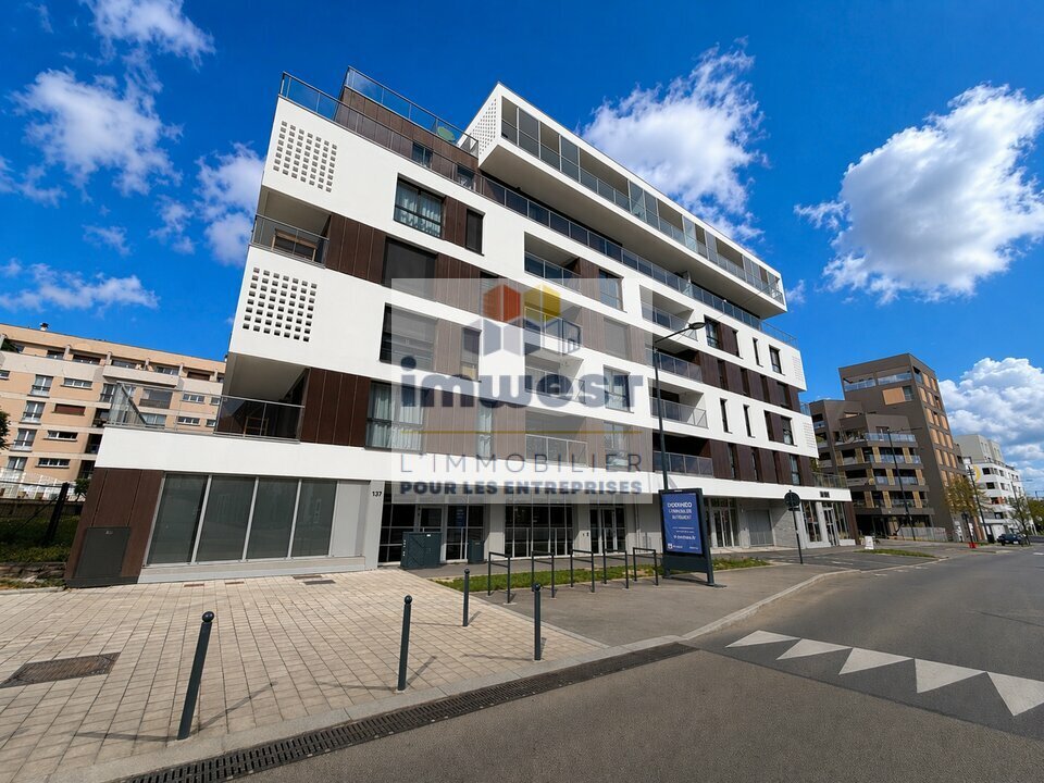 IMWEST LOCATION-LOCAL COMMERCIAL-RENNES-35
