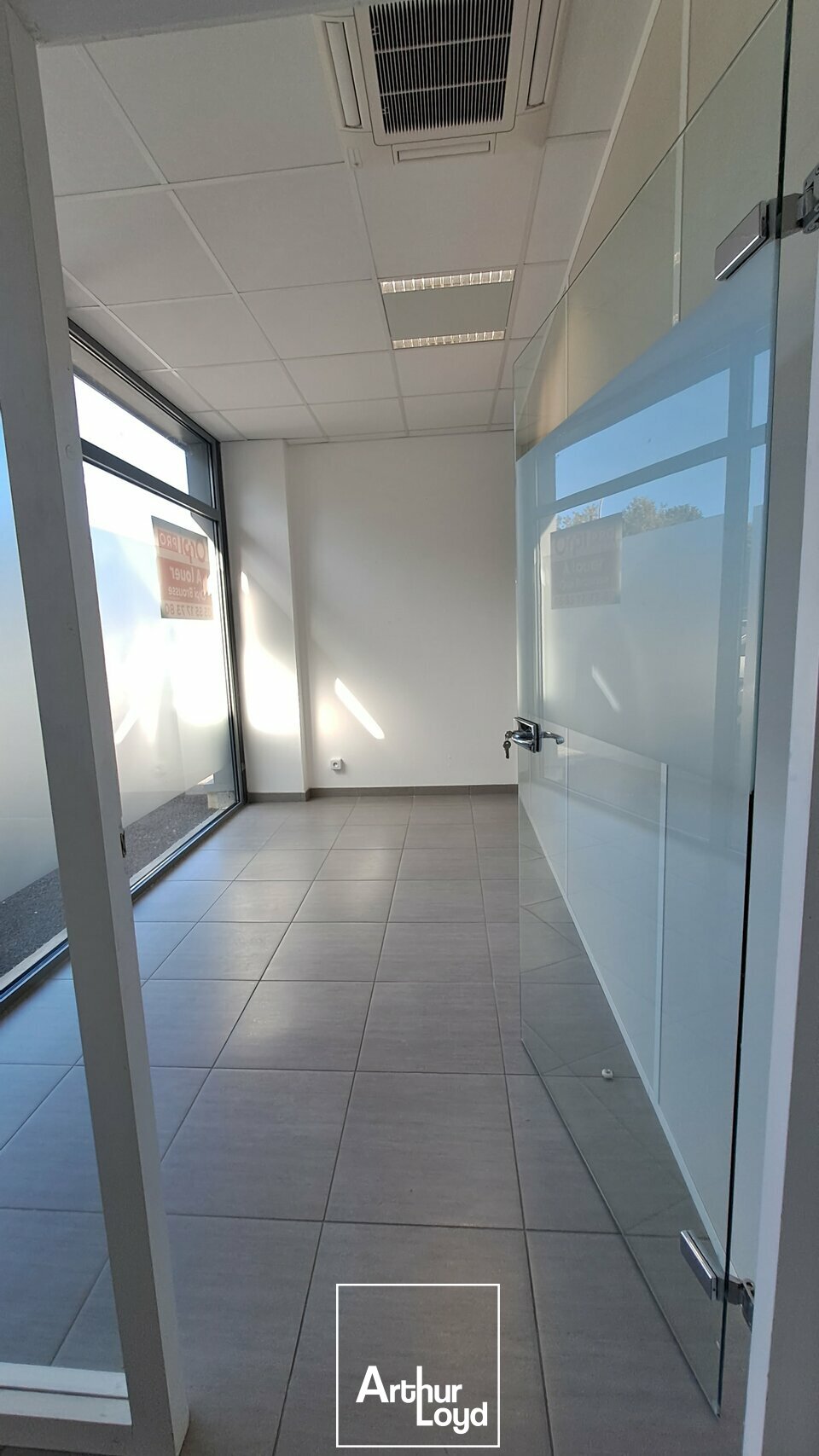 OME IMMOBILIER LOCATION-BUREAUX-BRIVE-LA-GAILLARDE-19