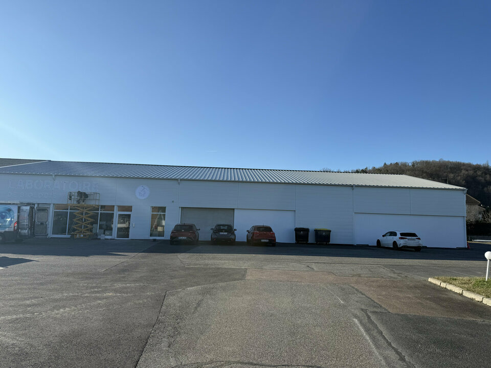 ARTHUR LOYD BRIVE LOCATION-LOCAL COMMERCIAL-MALEMORT_SUR_CORREZE-19