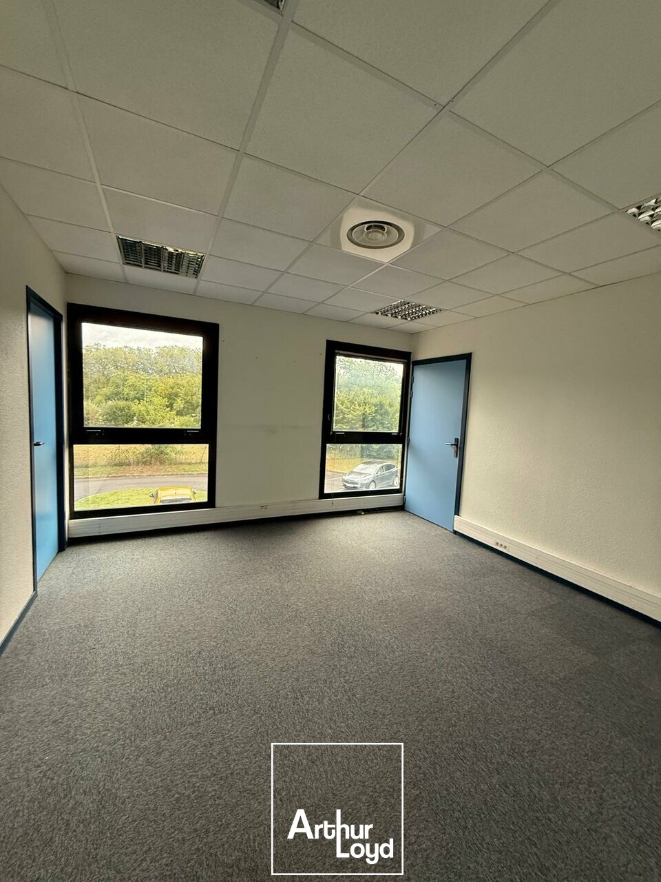 ARTHUR LOYD BRIVE LOCATION-BUREAUX-MARSAC-SUR-L'ISLE-24