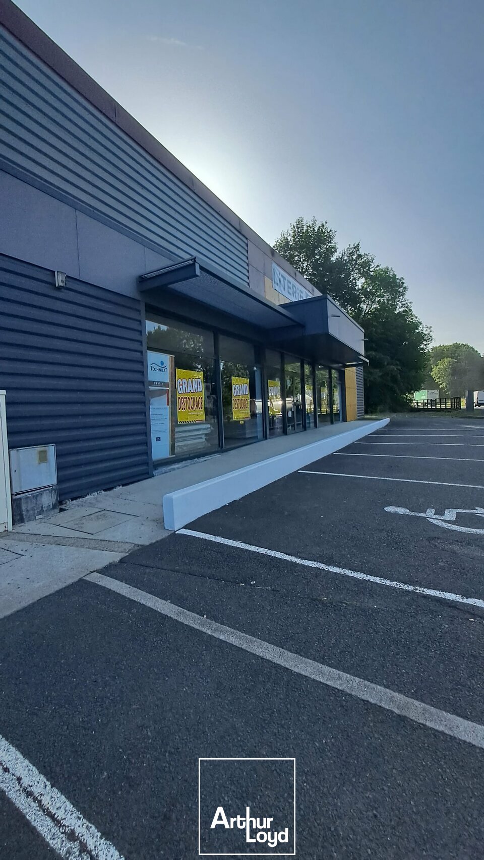 ARTHUR LOYD BRIVE VENTE-FONDS DE COMMERCE-MALEMORT_SUR_CORREZE-19