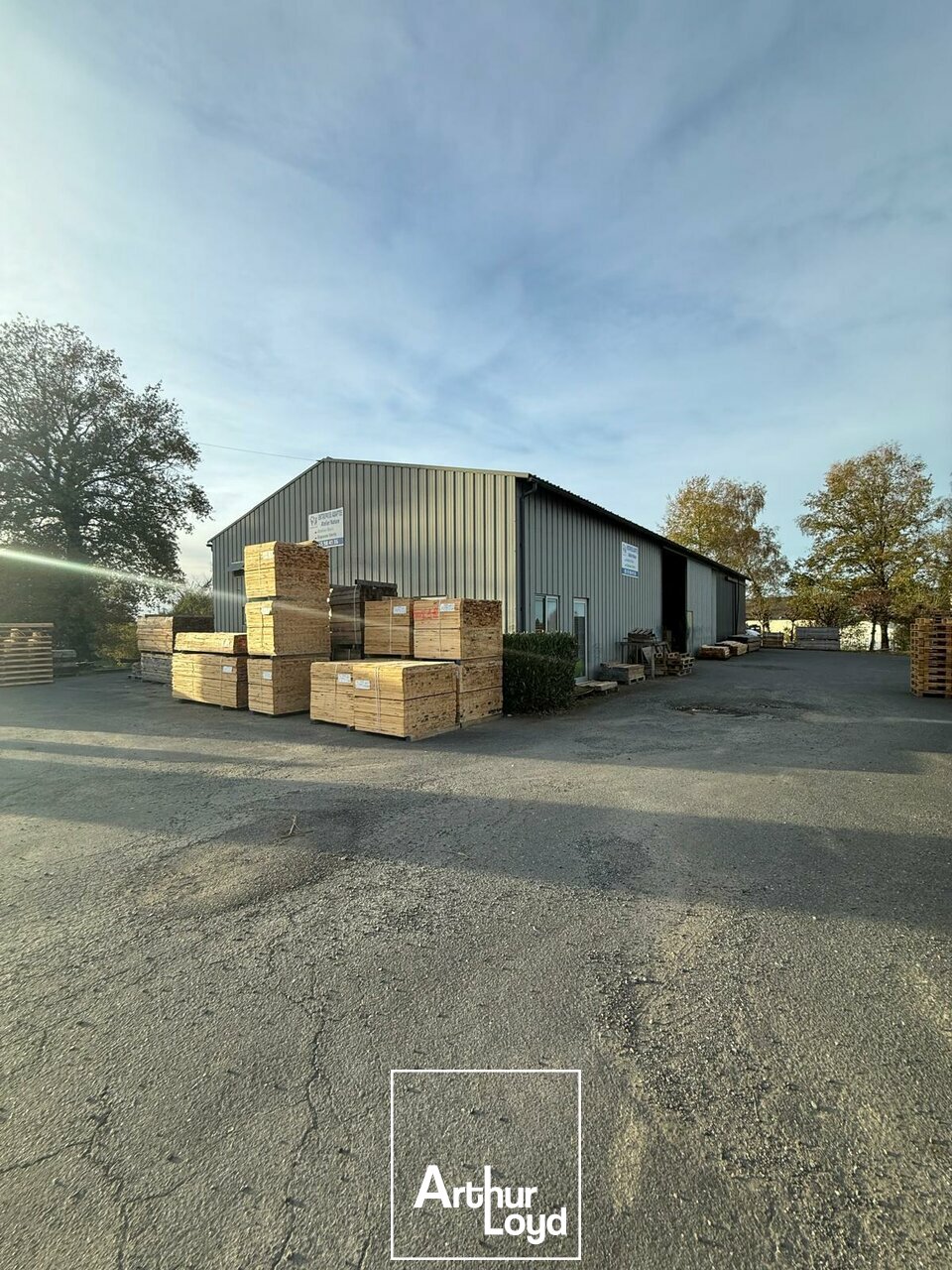ARTHUR LOYD BRIVE LOCATION-LOCAL D'ACTIVITE-UZERCHE-19