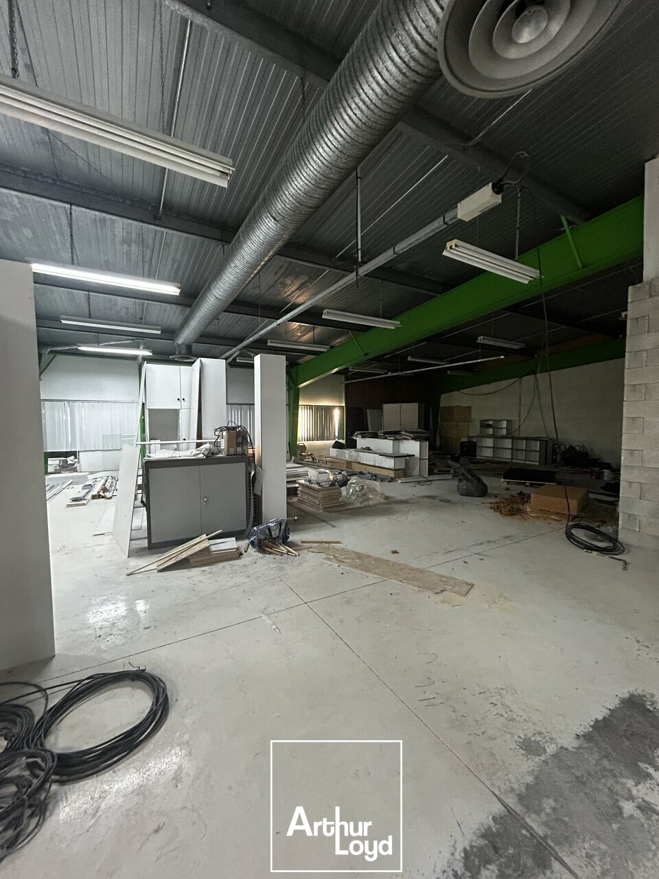 OME IMMOBILIER LOCATION-ENTREPOT-MALEMORT-19