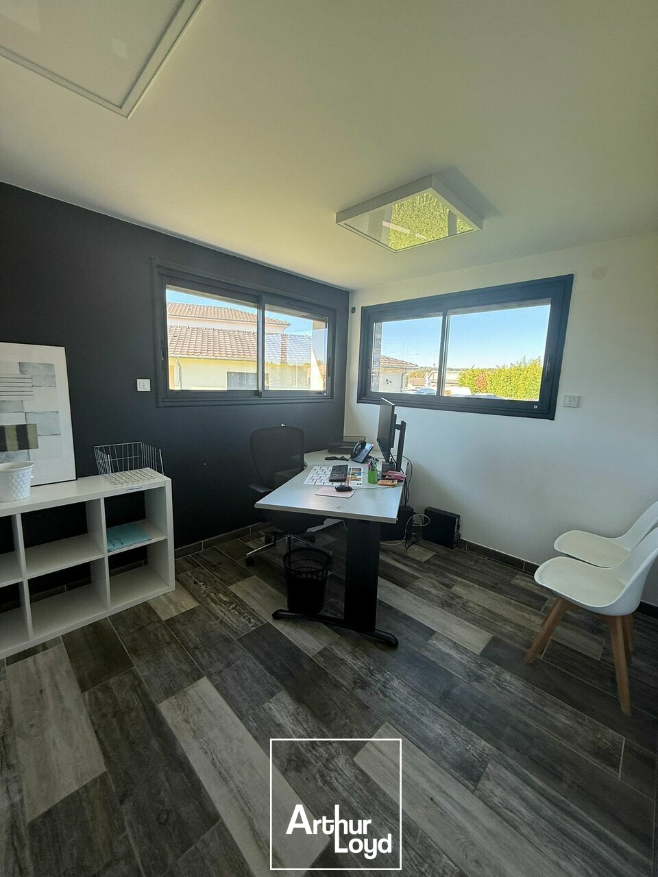 OME IMMOBILIER LOCATION-BUREAUX-TERRASSON_LAVILLEDIEU-24
