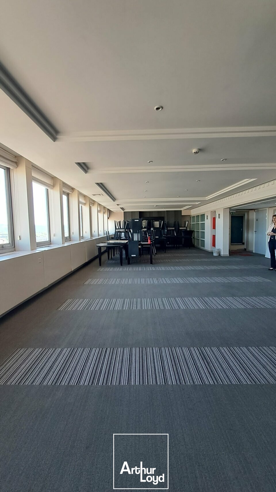 OME IMMOBILIER LOCATION-BUREAUX-BRIVE-LA-GAILLARDE-19