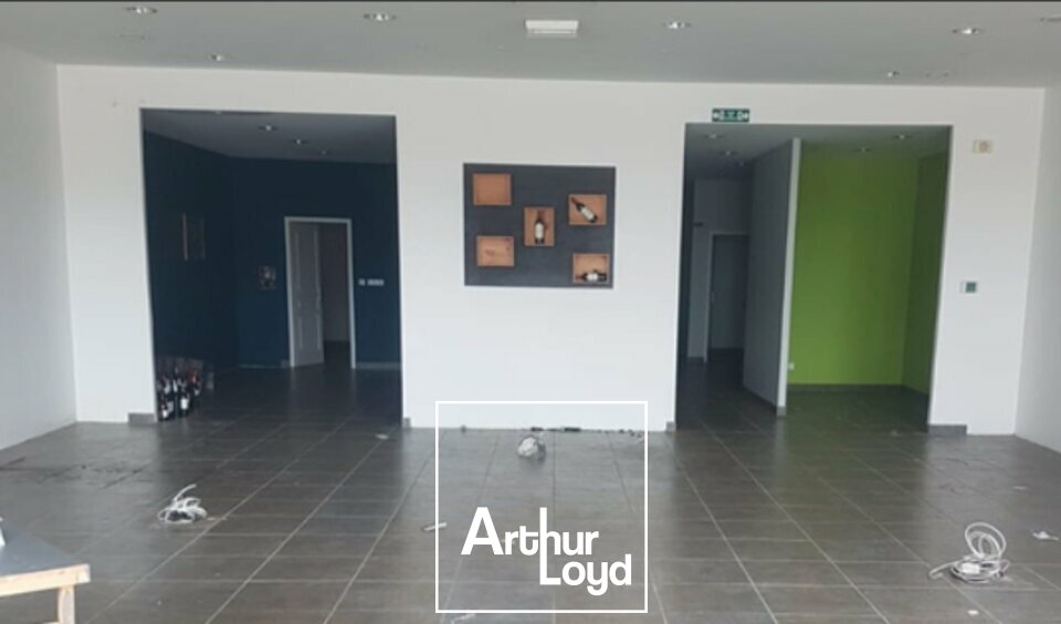 OME IMMOBILIER LOCATION-LOCAL COMMERCIAL-MALEMORT_SUR_CORREZE-19