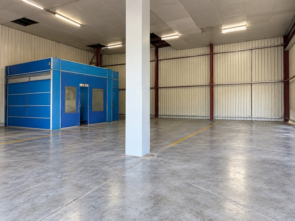 ARTHUR LOYD BRIVE LOCATION-LOCAL D'ACTIVITE-VARETZ-19