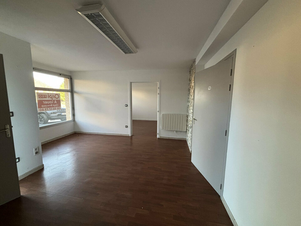 ARTHUR LOYD BRIVE LOCATION-BUREAUX-COSNAC-19