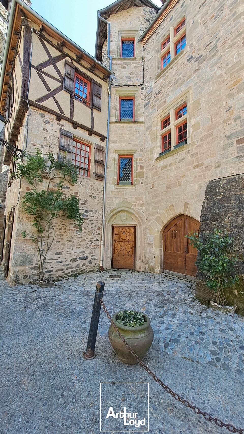OME IMMOBILIER VENTE-IMMEUBLE-BEAULIEU-SUR-DORDOGNE-19