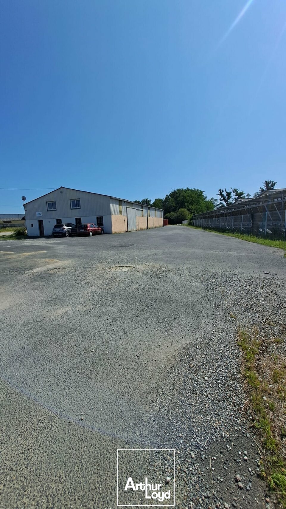 OME IMMOBILIER LOCATION-LOCAL D'ACTIVITE-SAINT_PANTALEON_DE_LARCHE-19