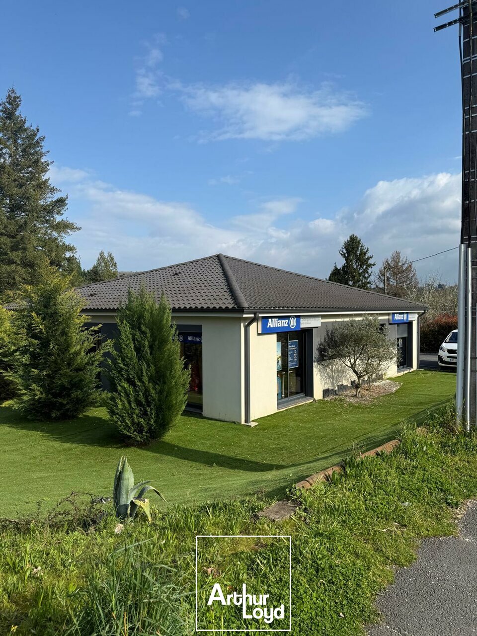 OME IMMOBILIER VENTE-BUREAUX-SARLAT-LA-CANEDA-24