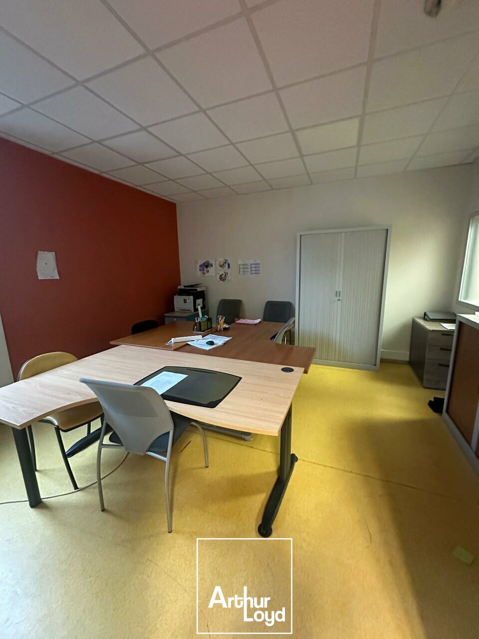 ARTHUR LOYD BRIVE VENTE-BUREAUX-BRIVE-LA-GAILLARDE-19