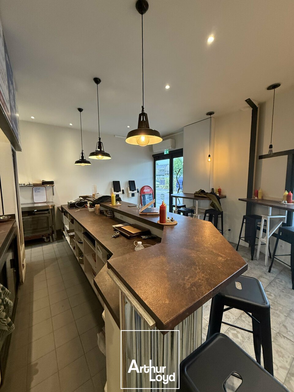 OME IMMOBILIER VENTE-FONDS DE COMMERCE-BRIVE-LA-GAILLARDE-19