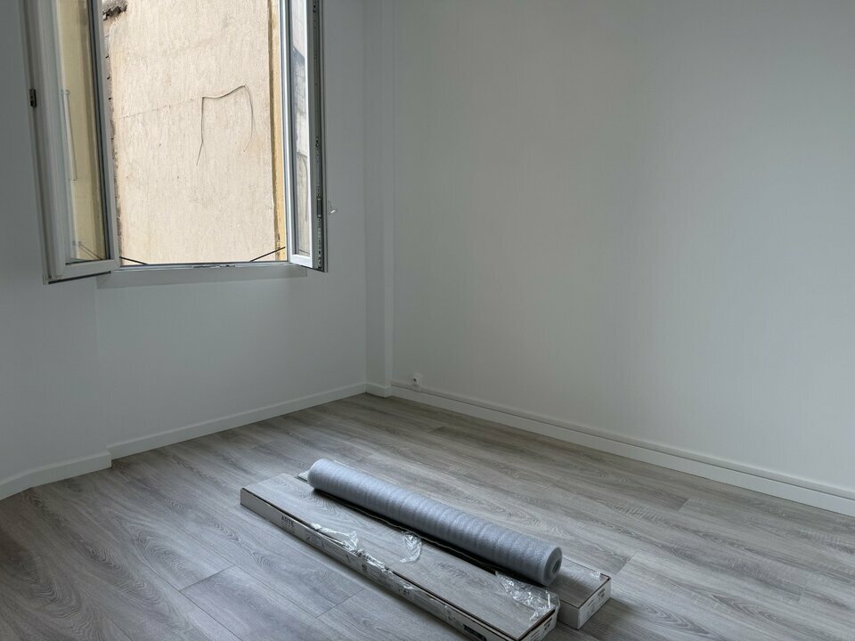 METROPOLE COMMERCES LOCATION-LOCAL COMMERCIAL-NICE-06