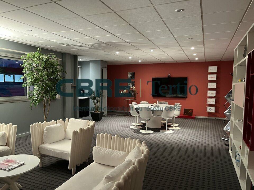CBRE Tertio LOCATION-BUREAUX-SAINT-CYR-SUR-LOIRE-37