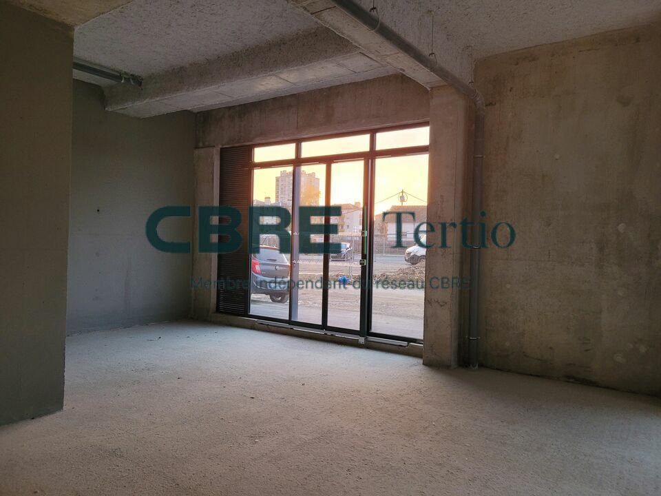 CBRE Tertio LOCATION-LOCAL COMMERCIAL-TOURS-37