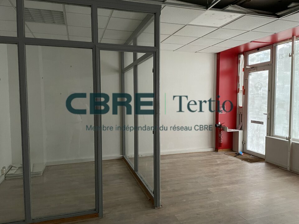 CBRE Tertio LOCATION-LOCAL COMMERCIAL-TOURS-37