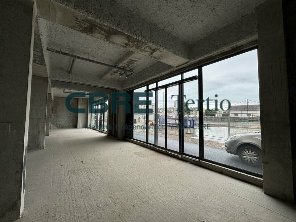 CBRE Tertio LOCATION-LOCAL COMMERCIAL-TOURS-37